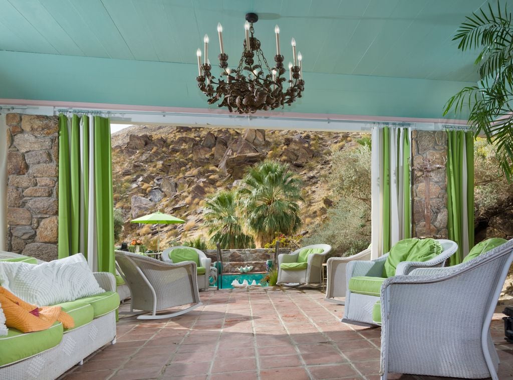 Suzanne Summers's Palm Springs House