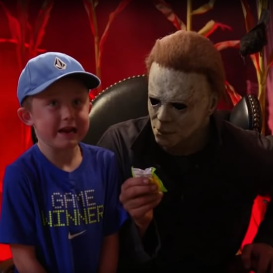 Jimmy Kimmel Has Kids Take Photo With Mike Myers