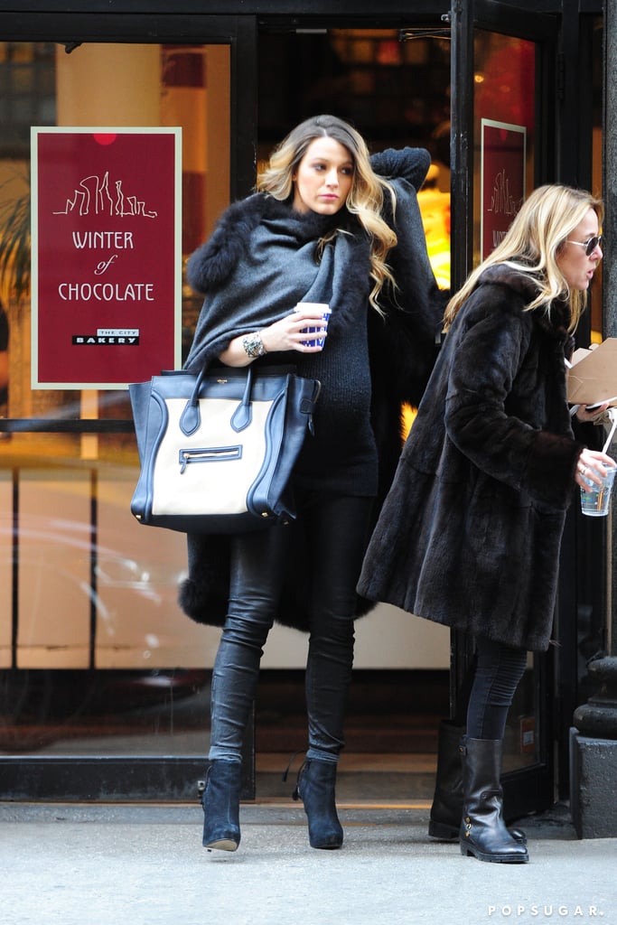 Blake Lively Pregnant Walking Through Nyc Pictures Popsugar Celebrity 