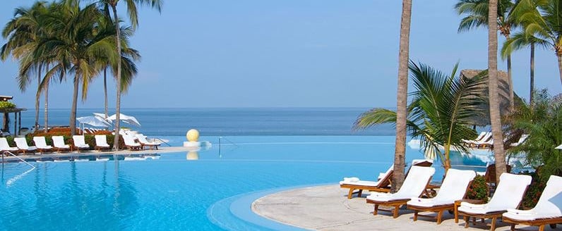 15 All-Inclusive Resorts That Literally No One in Your Family Will Complain About