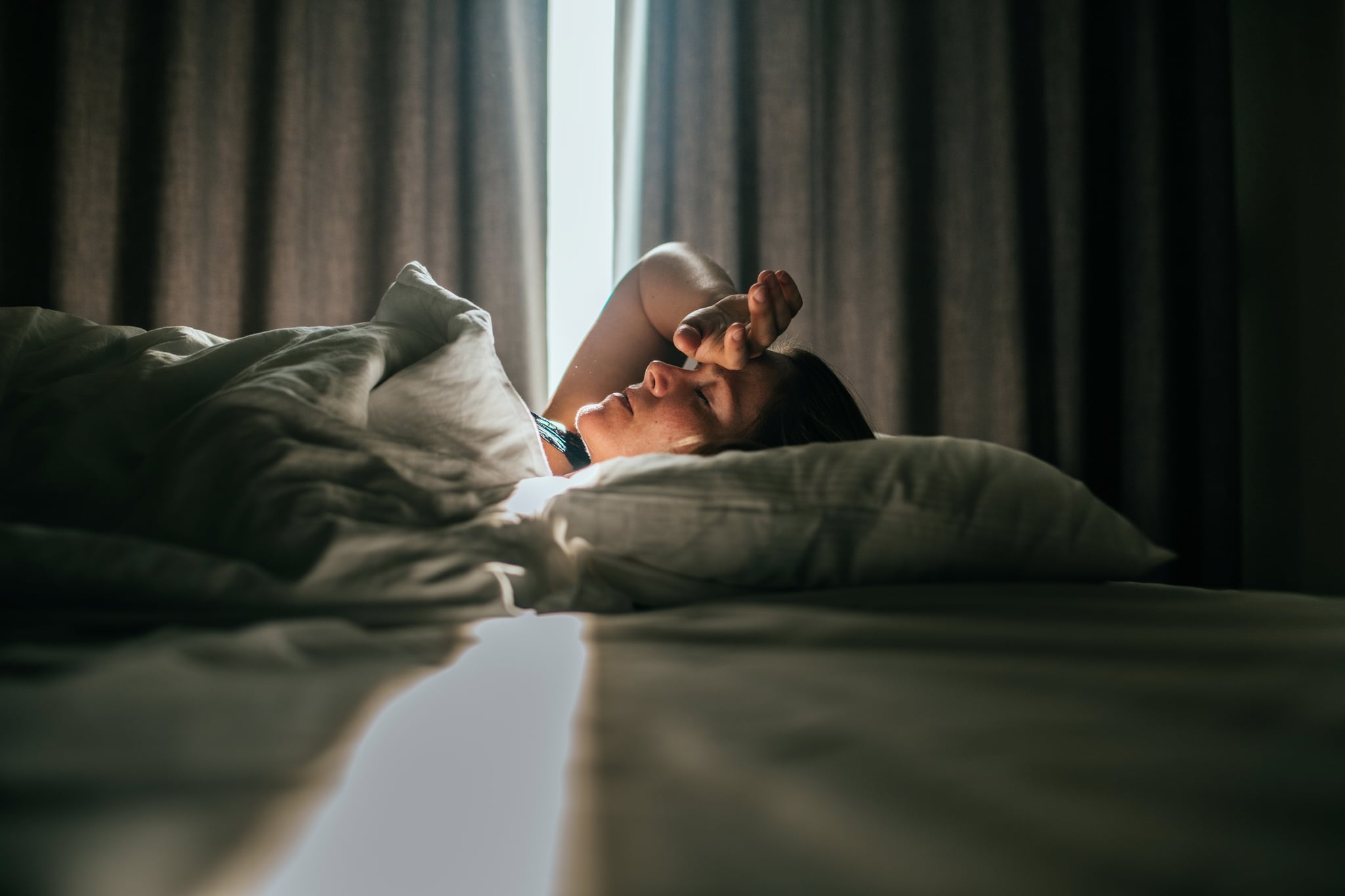 Expert explains how to fall back asleep after waking up in middle of night