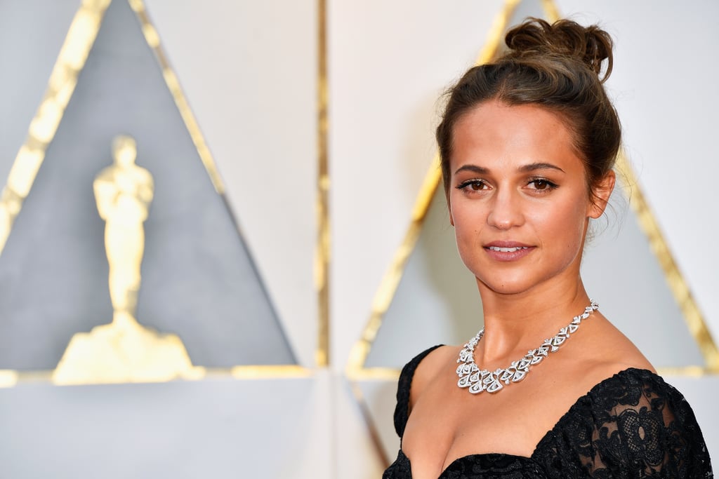 Alicia Vikander in Louis Vuitton at the 2017 Oscars