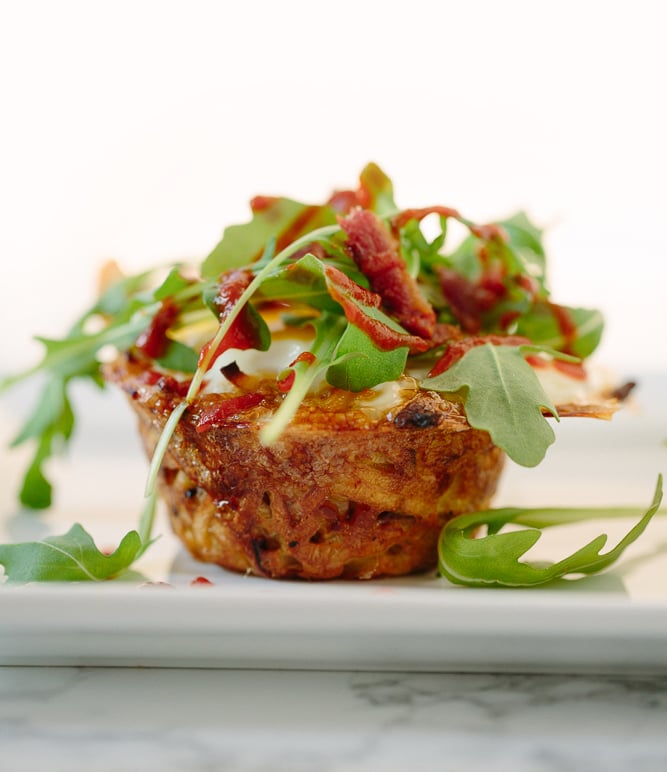 Spiralized Parsnip Nests With Eggs, Bacon, and Arugula