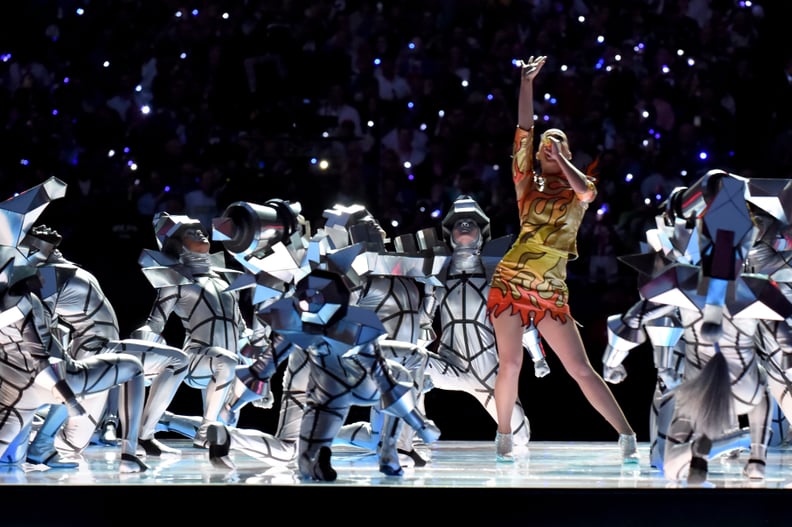 Katy Perry's Halftime Show at Super Bowl 2015 | Pictures | POPSUGAR ...