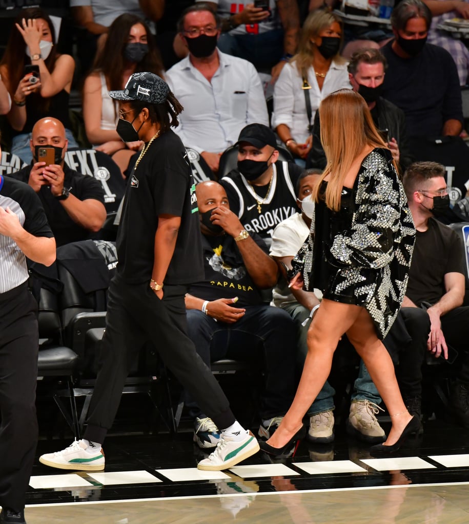 Beyoncé and JAY-Z Cuddle Up at Brooklyn Nets Game | Photos