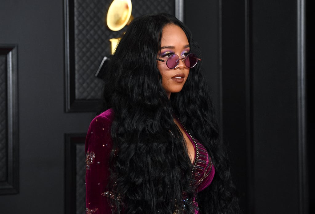 H.E.R.'s Purple Velvet Dundas Outfit | 2021 Grammy Awards