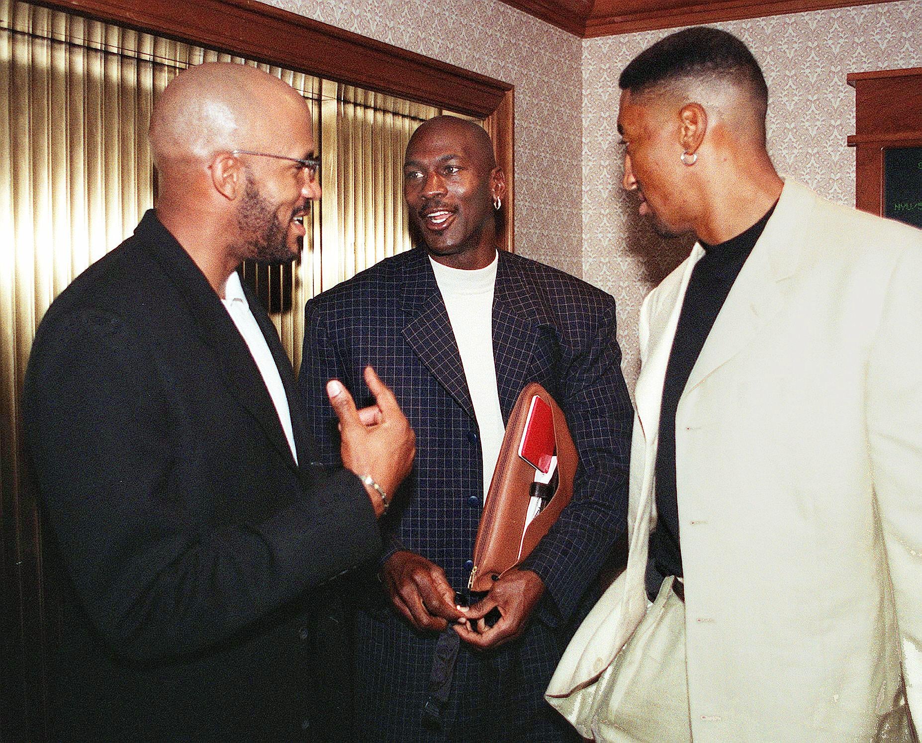 Michael Jordan and Scottie Pippen With Ron Harper Before an NBA
