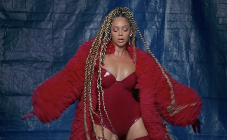 Beyoncé Wearing Waist-Length Havana Twists