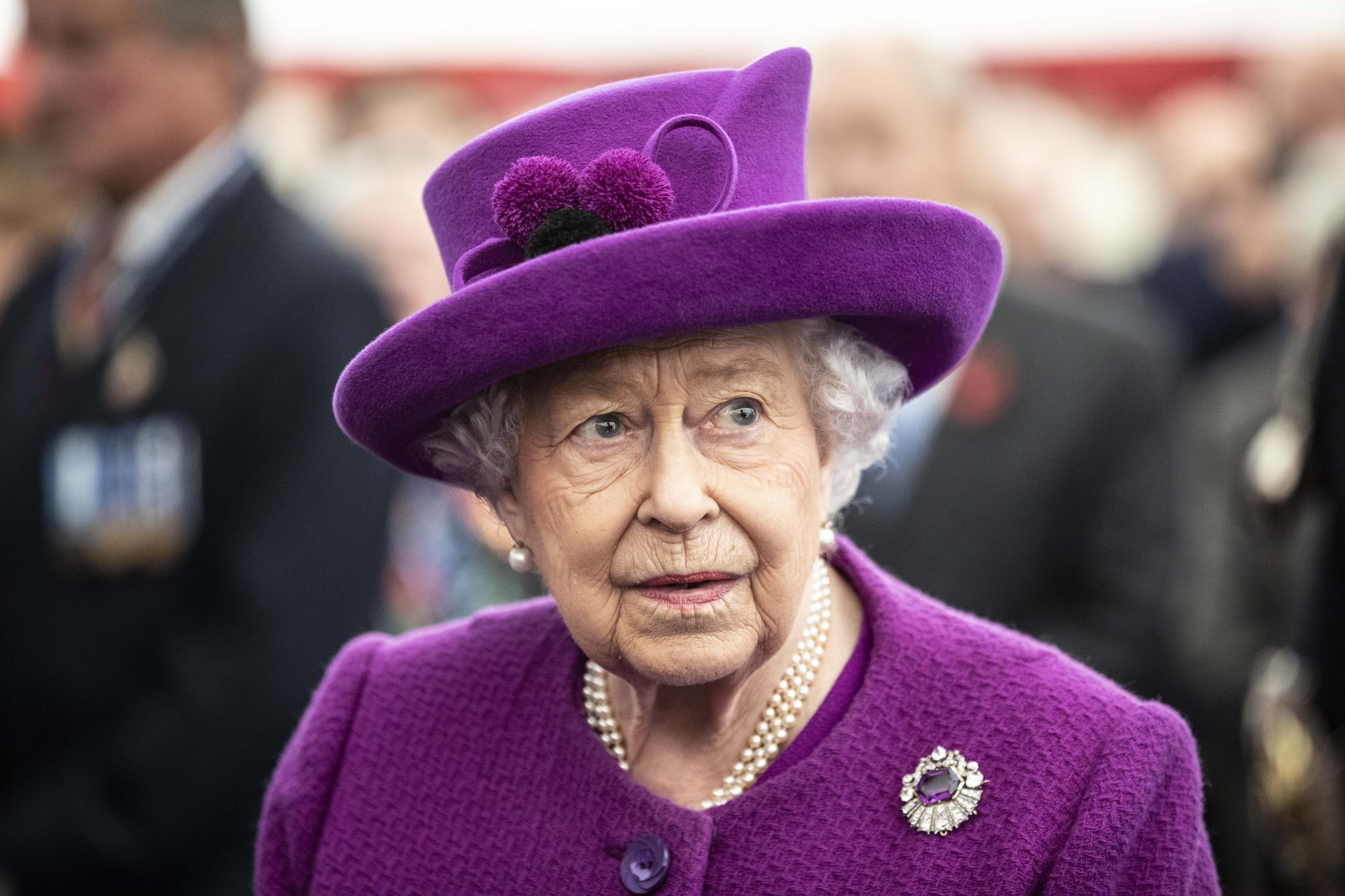 AYLESFORD, ENGLAND - NOVEMBER 06: Queen Elizabeth II talks with volunteers ...