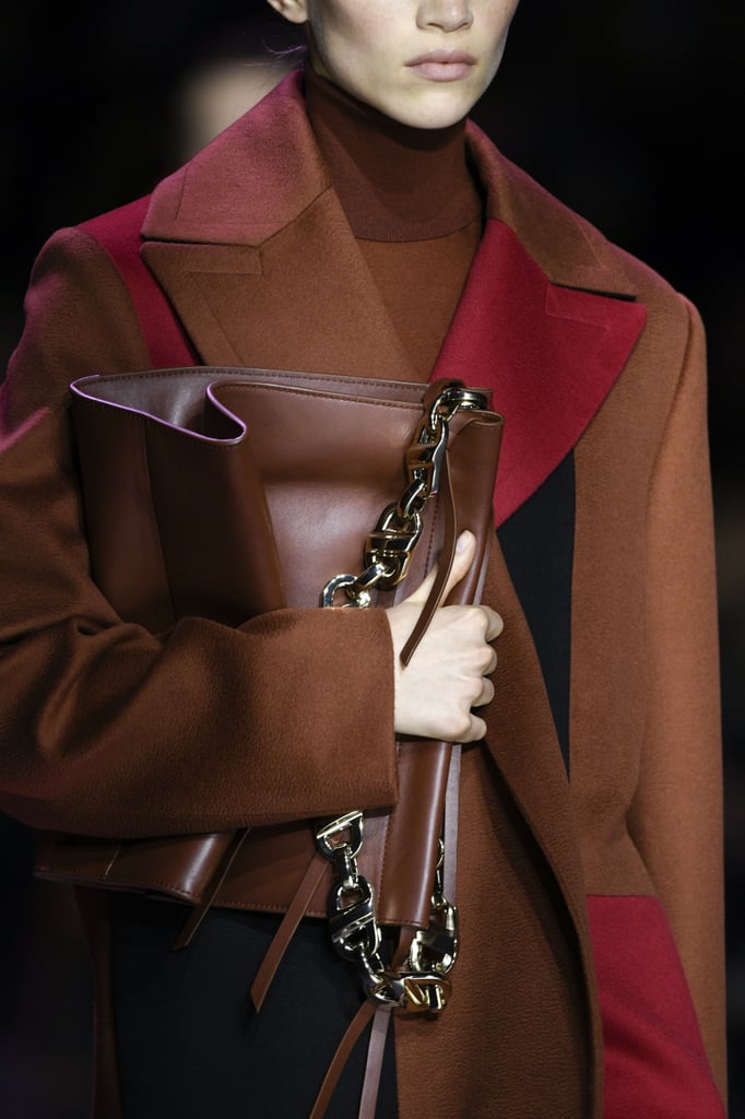 Autumn Bag Trends 2020: Chain Accents