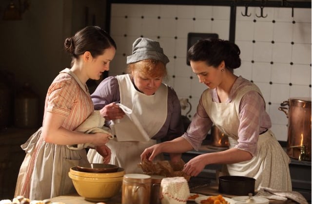Working women didn't catch a break from corsetry, either. Daisy, Mrs. Patmore, and the rest of the "downstairs" group would have worn corsets as they cooked, cleaned, and served in the home.
Source: ITV