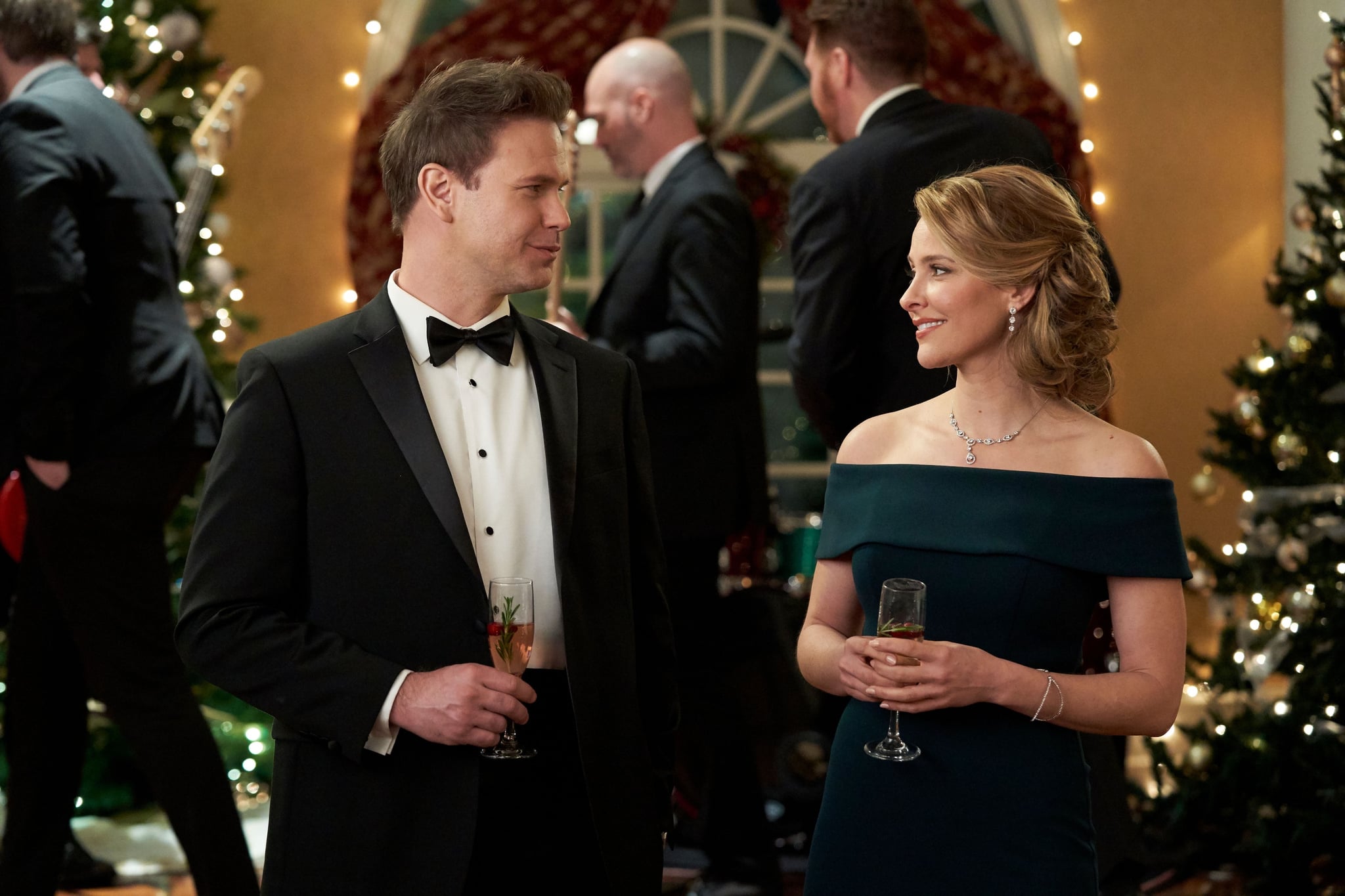 Christmas wishes and store mistletoe kisses watch online