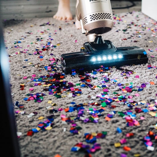 Moms Who Are Married Do More Chores Than Single Moms