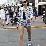 When Her Cast Was Barely Noticeable Thanks to This Printed Set