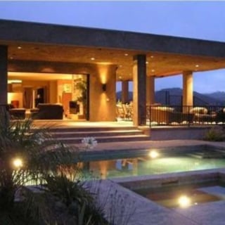 Bruce Jenner Buys Malibu Home