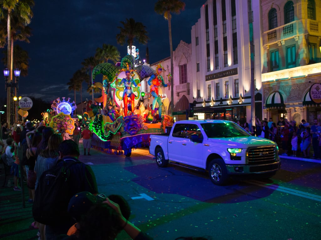 mardi gras parade viewing area