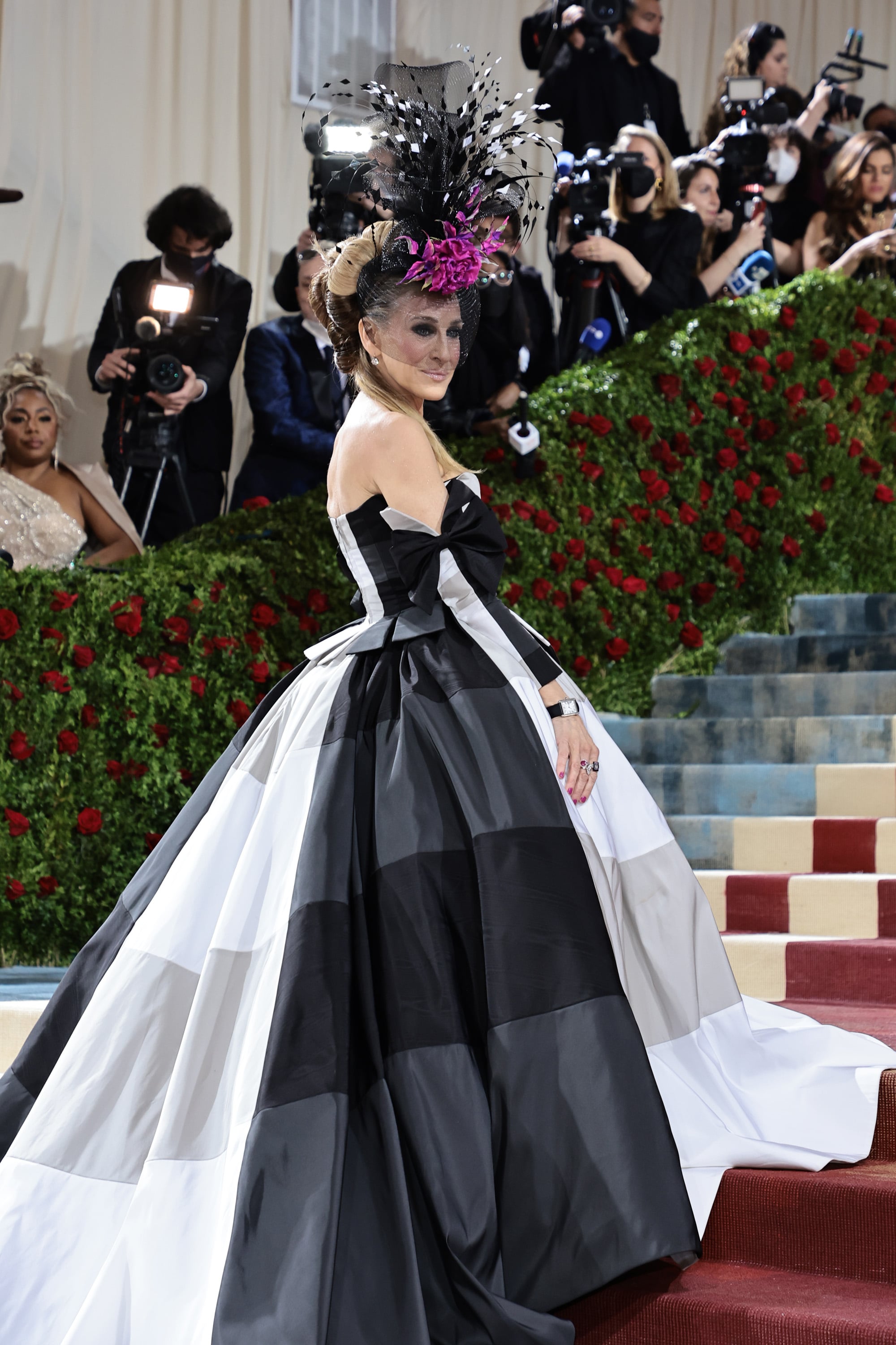 Sarah Jessica Parker's Met Gala Outfits: Photos of Fashion