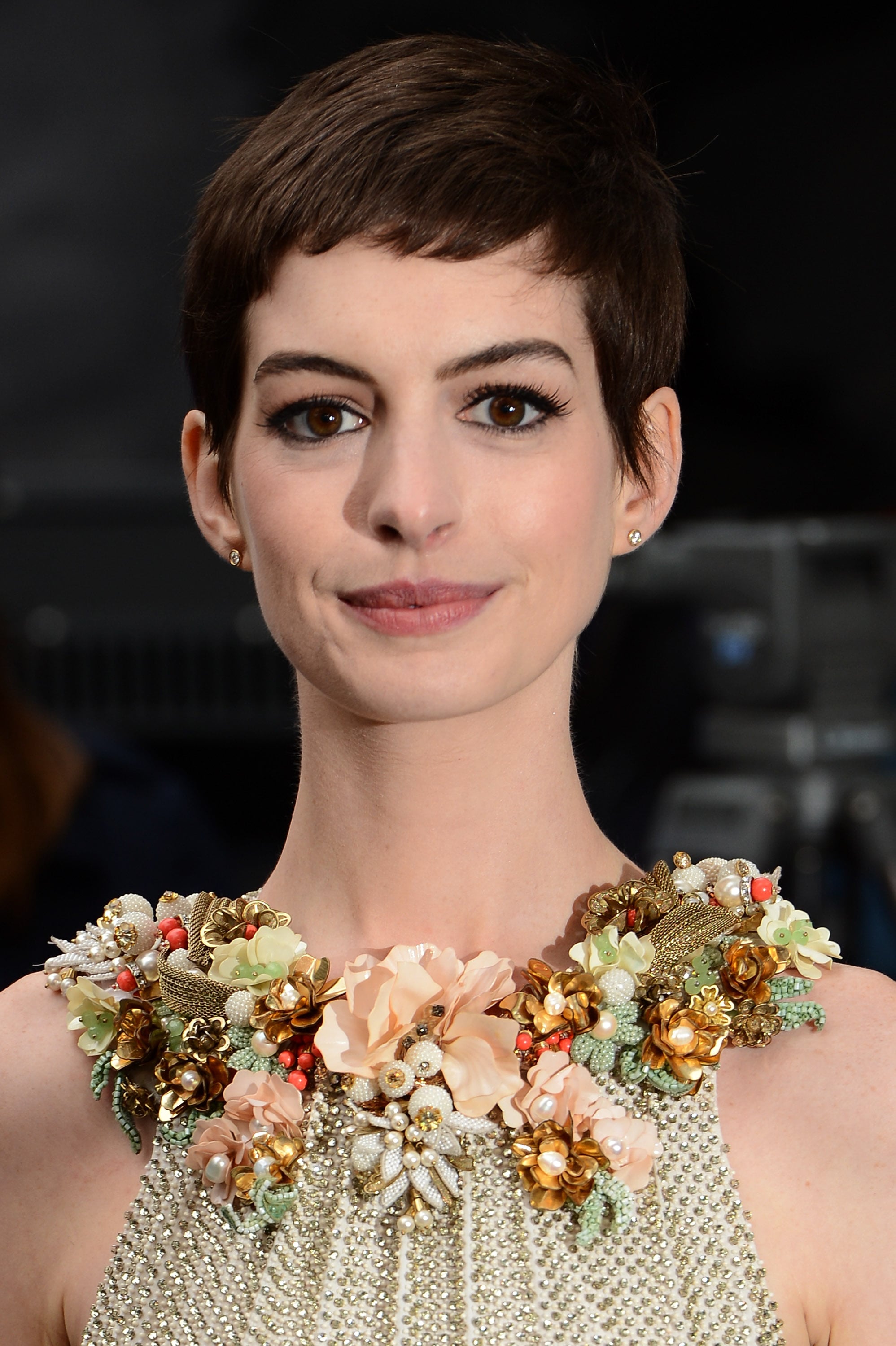 Anne Hathaway Showed Off Her Short Hair At The Dark Knight Rises