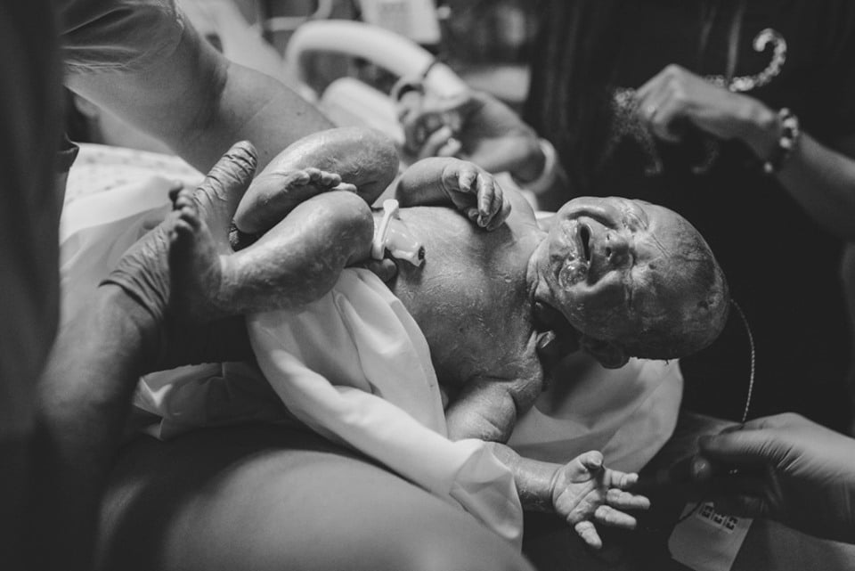 Photos of Mom and Surrogate After Baby Is Born