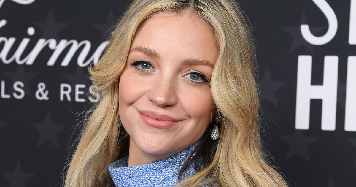 You Probably Recognize Abby Elliott’s Dad From “Schitt’s Creek” and “Saturday Night Live”
