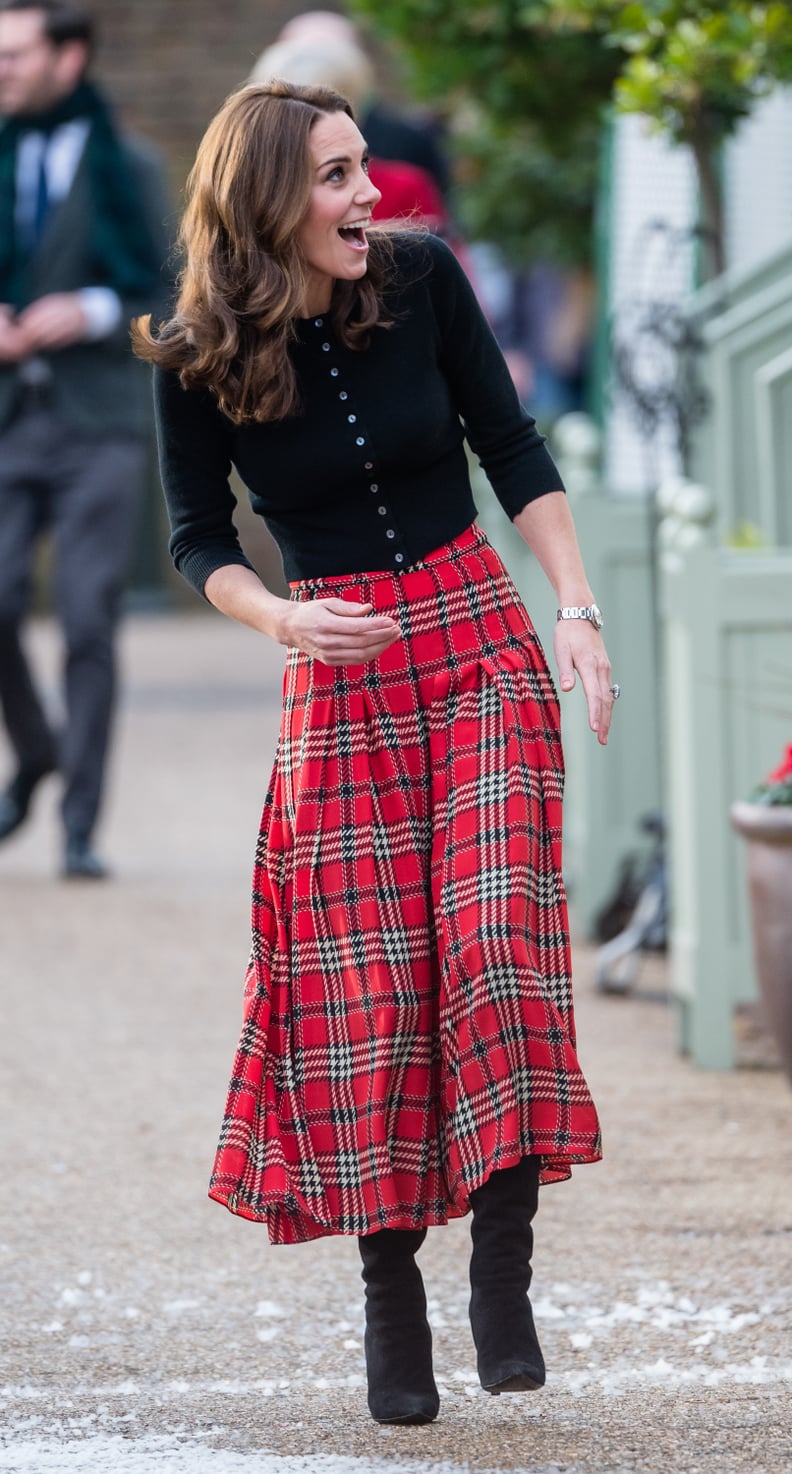 Kate Middleton s Plaid Midi Skirt December 2018 POPSUGAR Fashion