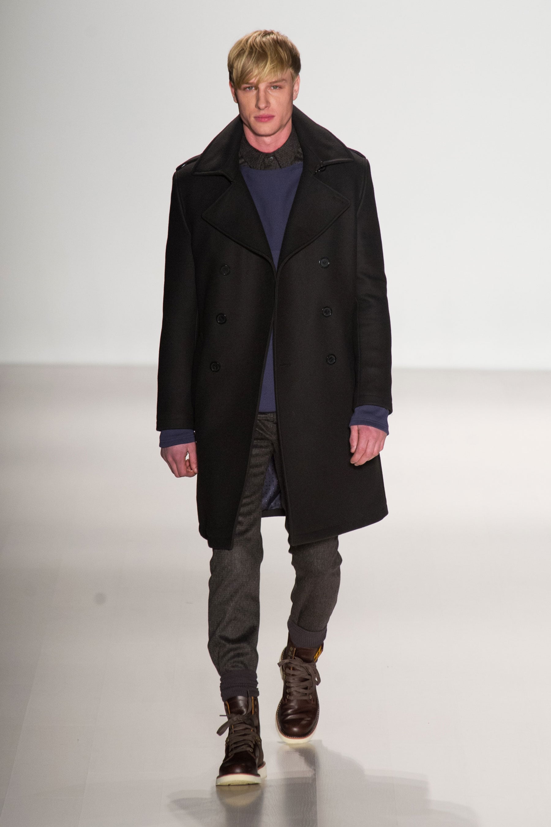 Richard Chai Love Fall 2014 It S A Glam Grunge Meet Cute At Richard Chai Love Popsugar Fashion Photo 27 Chai creates clothes for an eponymous label. popsugar