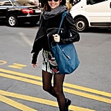 This is an on-the-go look we crave — great accents played up a casual look easily.