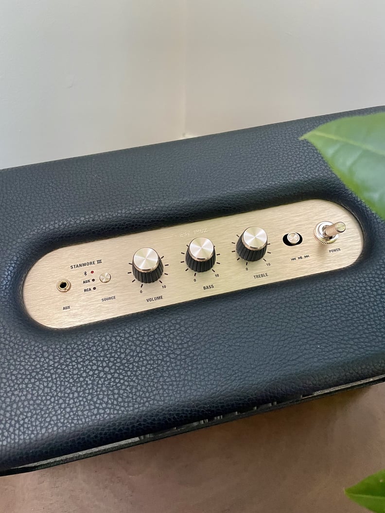 Marshall Stanmore III Speaker's top panel controls.