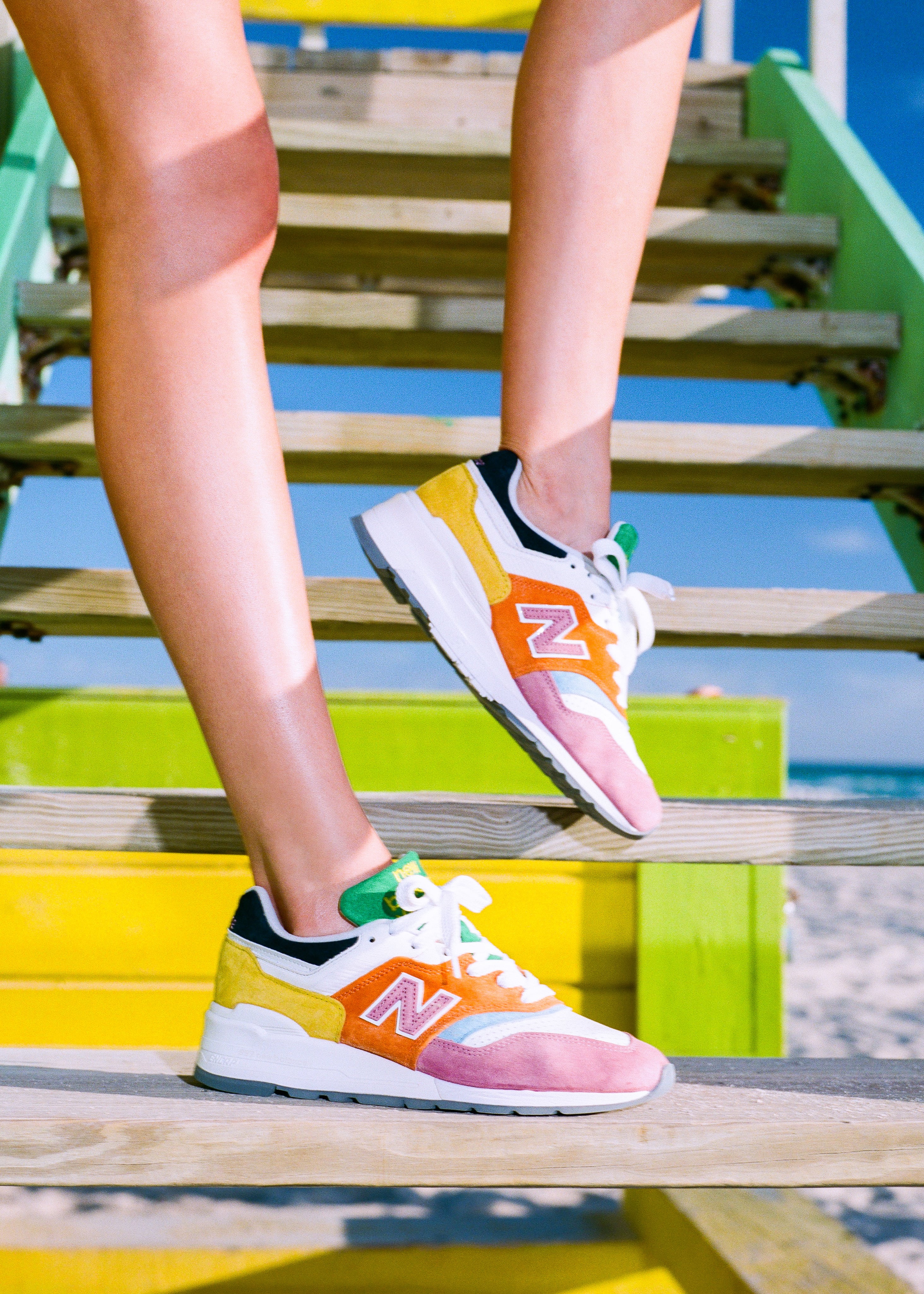 New balance multicolor sneakers store