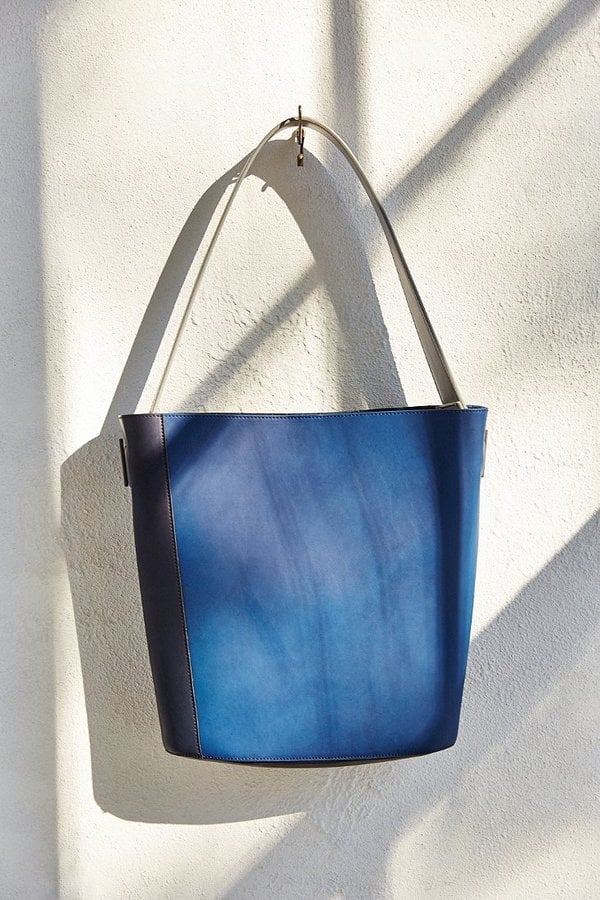 Silence & Noise Silence + Noise Colorblocked Bucket Bag ($20, originally $69)