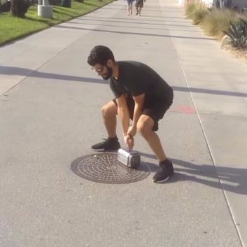 Thor Hammer Mjolnir Trick