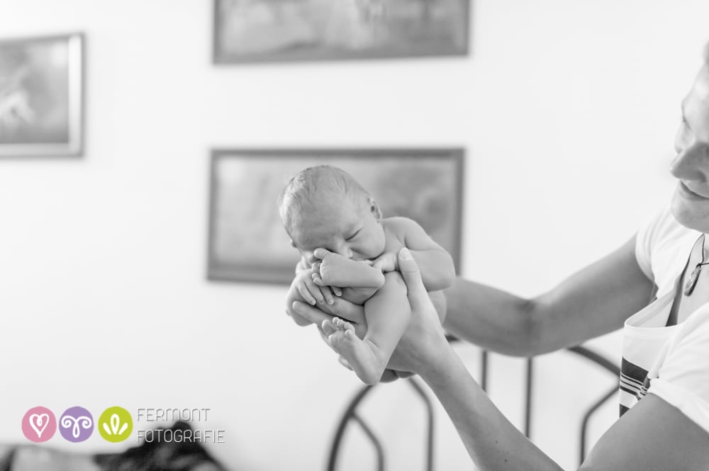 Photos of How Babies Fit Inside of Womb