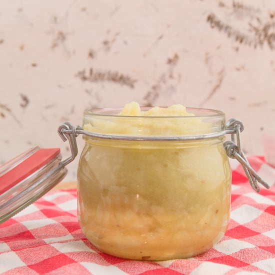 How to Substitute Applesauce For Butter and Eggs