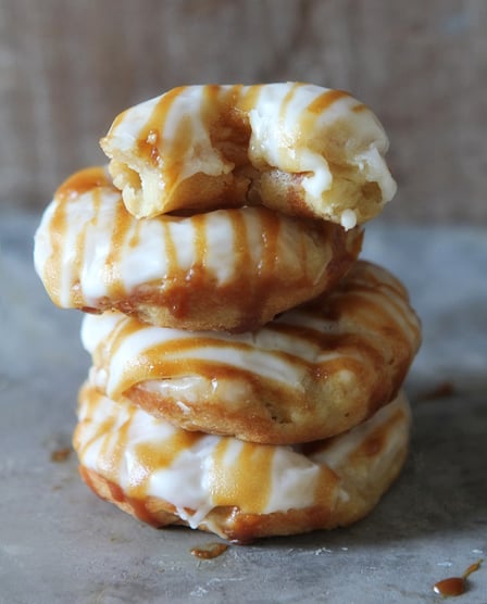 Baked Apple Doughnuts With Caramel Drizzle