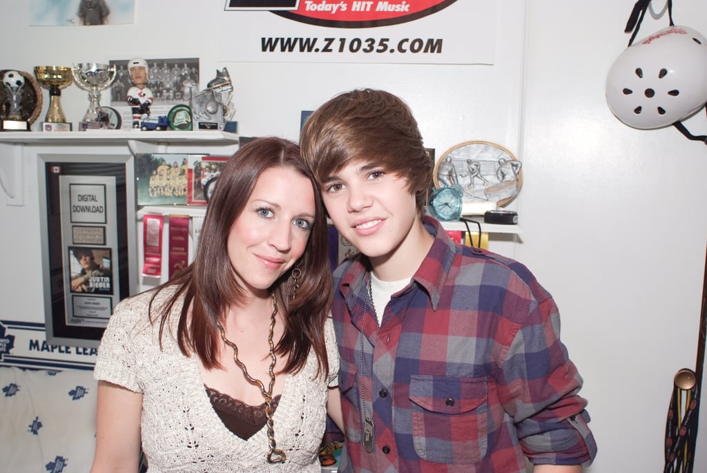 Justin Bieber and His Mom's Cutest Moments POPSUGAR Celebrity Photo 13