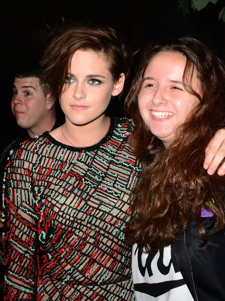 Outside the premiere, Kristen posed for photos with fans.