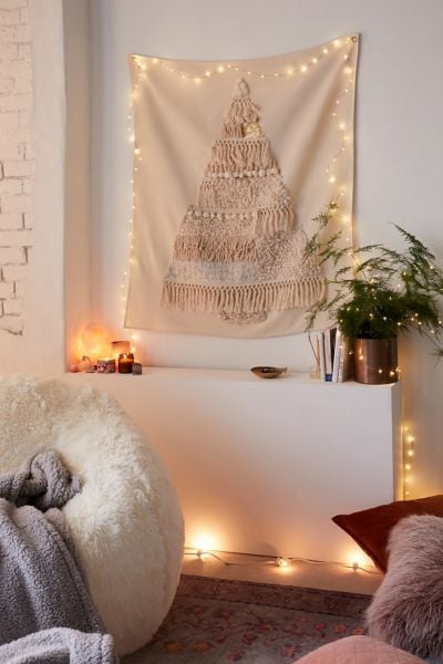 Tufted Christmas Tree Tapestry