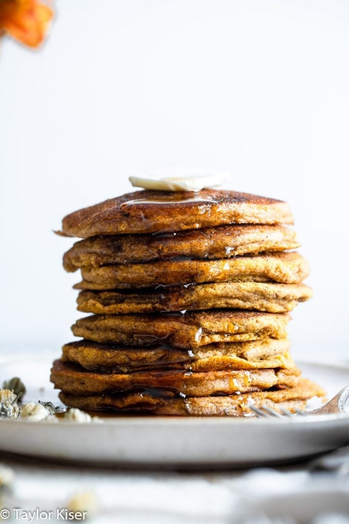 Whole Wheat Pumpkin Pancakes