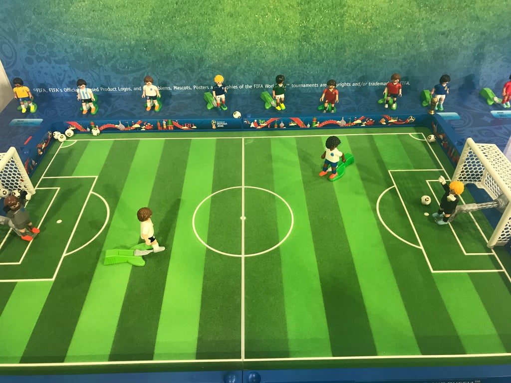 PlayMobil Take Along 2018 FIFA World Cup Russia Arena