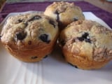 Blueberry Muffins with Crumb Topping