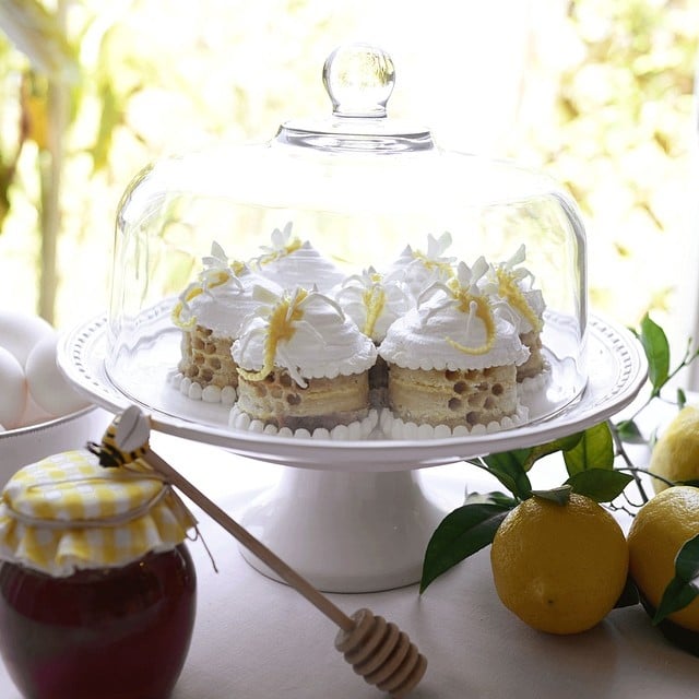 Lemon Bars With Meringue