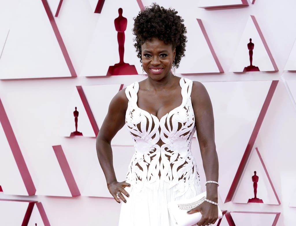 Viola Davis's Curly Updo at the 2021 Oscars With Photos