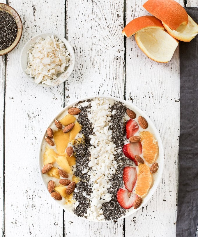 Whole30: Tropical Smoothie Bowl