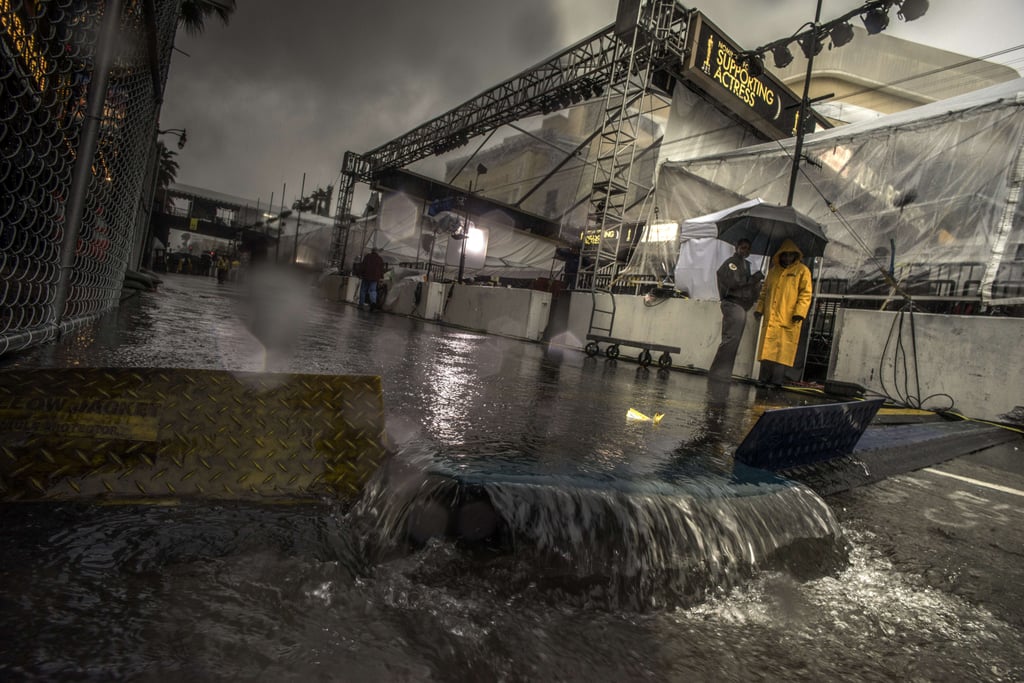 Oscars Rain and Weather Forecast | Red Carpet Photos