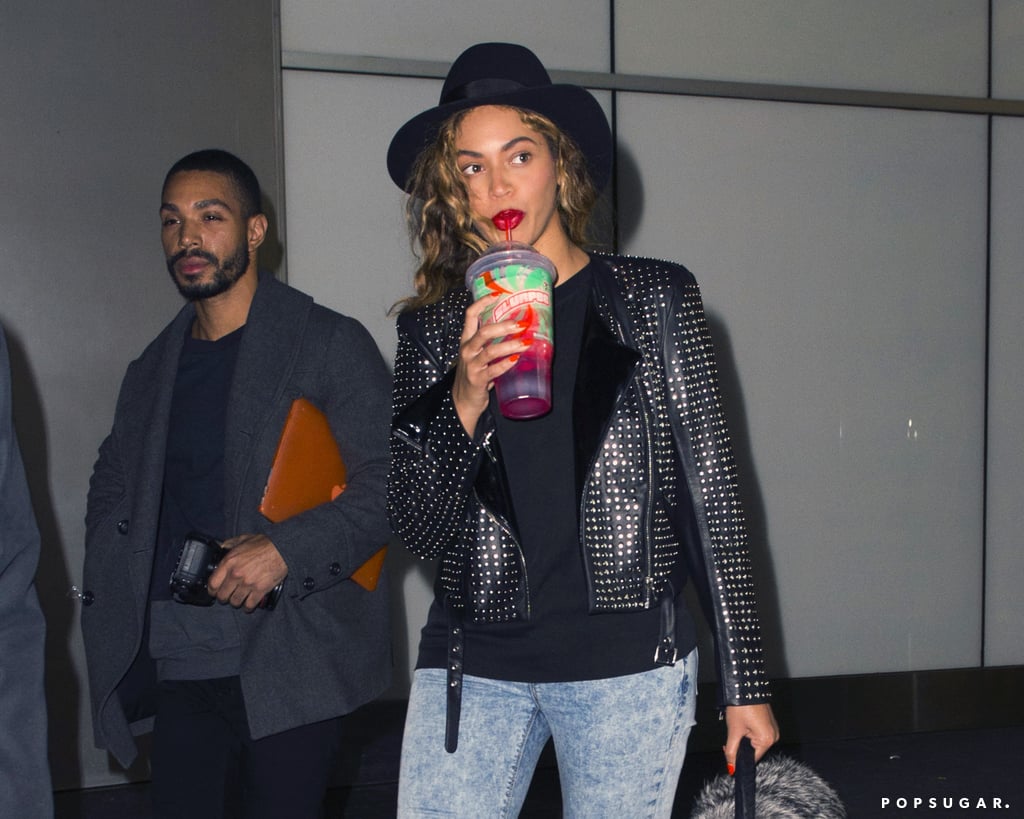 Beyonce Buys a Slurpee to Promote "7/11" Song | Pictures