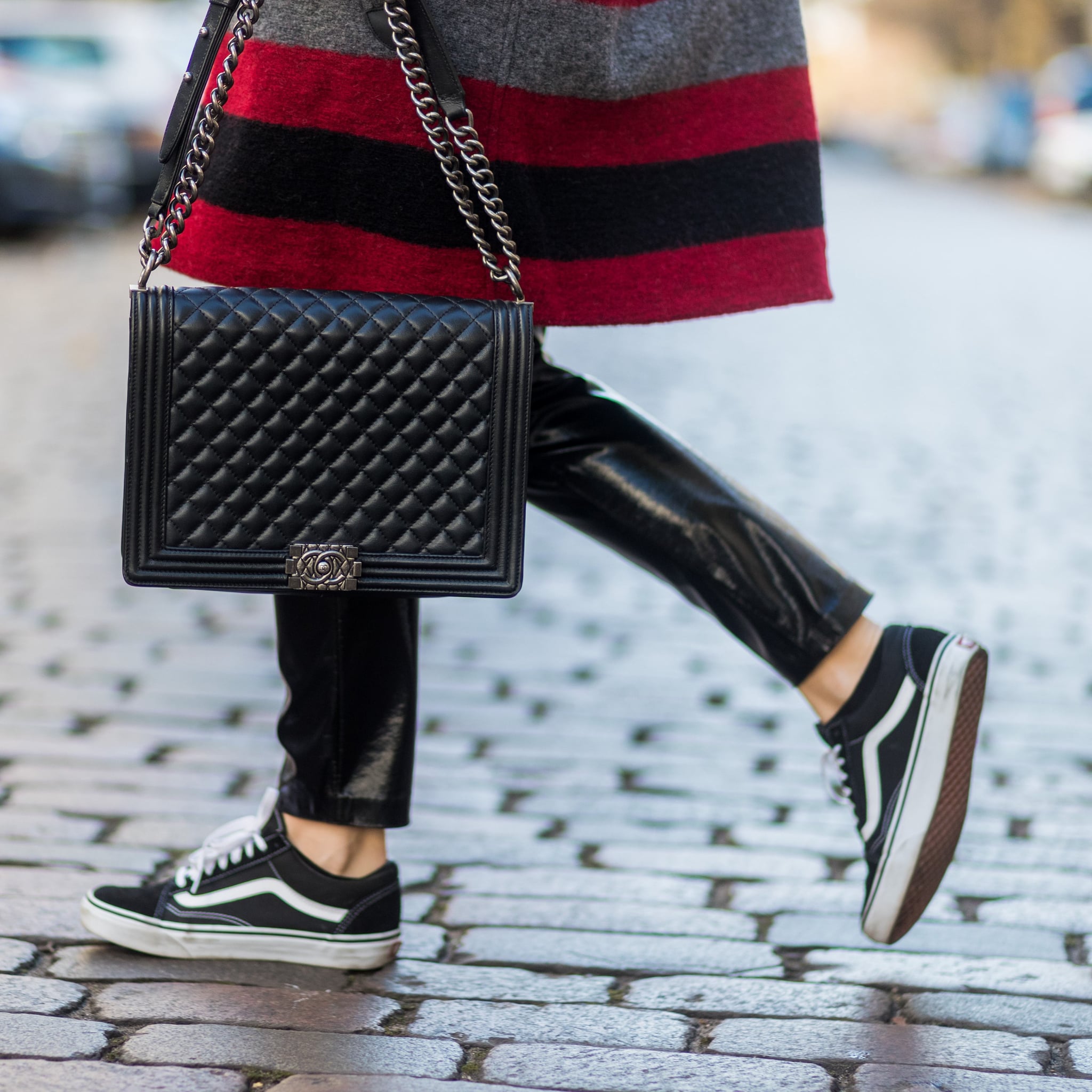 girl wearing vans