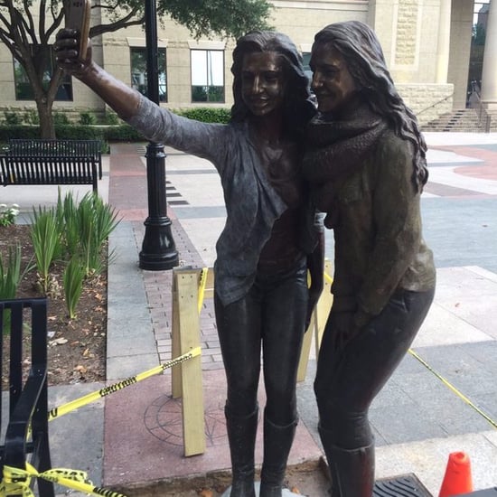 Selfie Statue in Texas