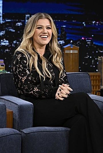 Kelly Clarkson's Birkin Bangs Need Your Attention