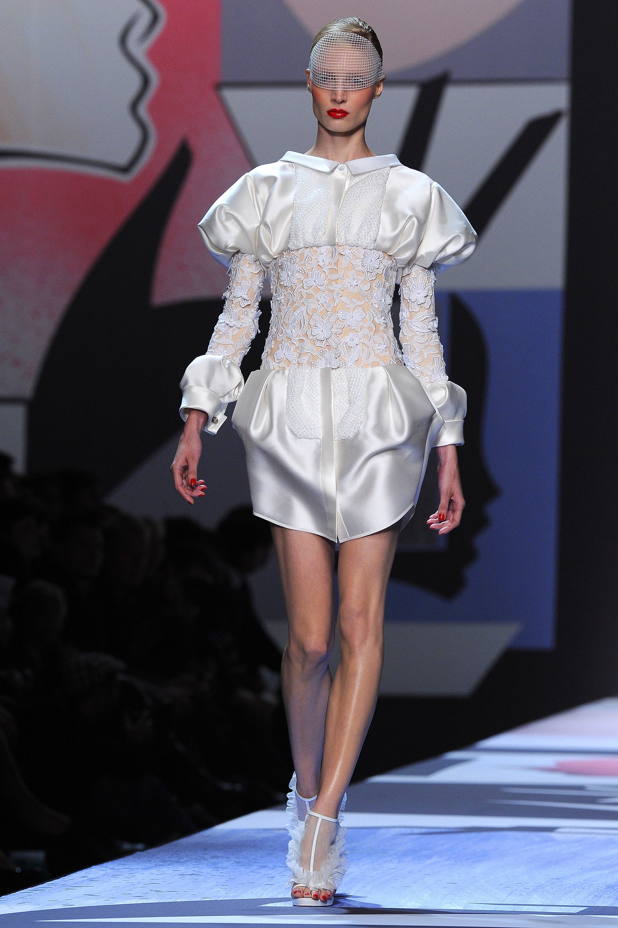 Fashion Shopping Style 2011 Spring Paris Fashion Week Viktor Rolf Popsugar Fashion Photo 2