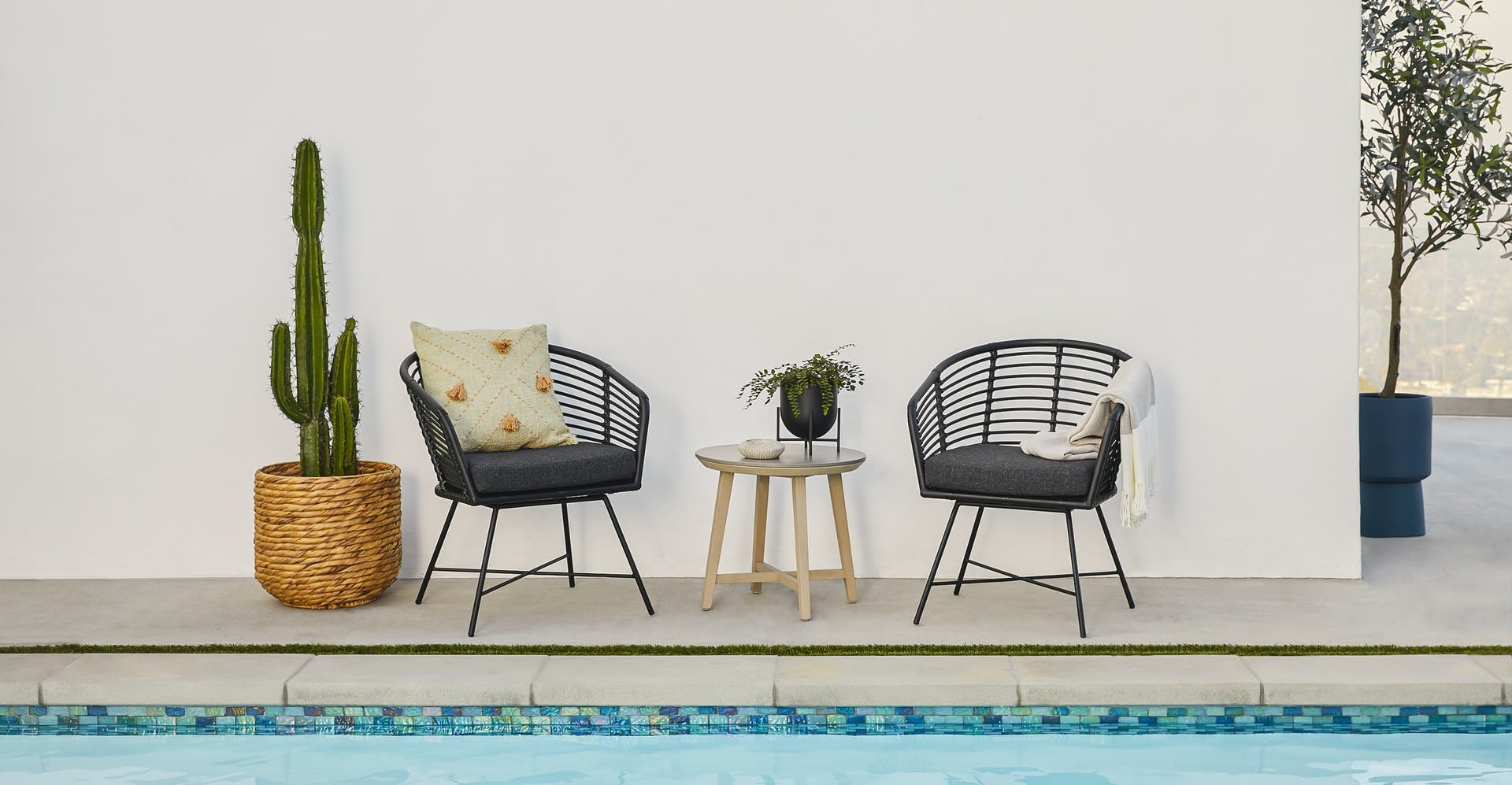 Article lounge chair 2025